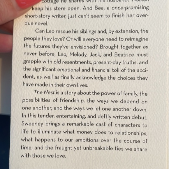 Book - The nest. - Picture 3 of 4